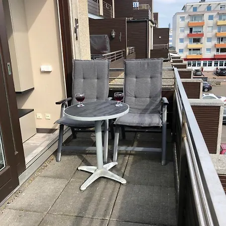 Seaside 24